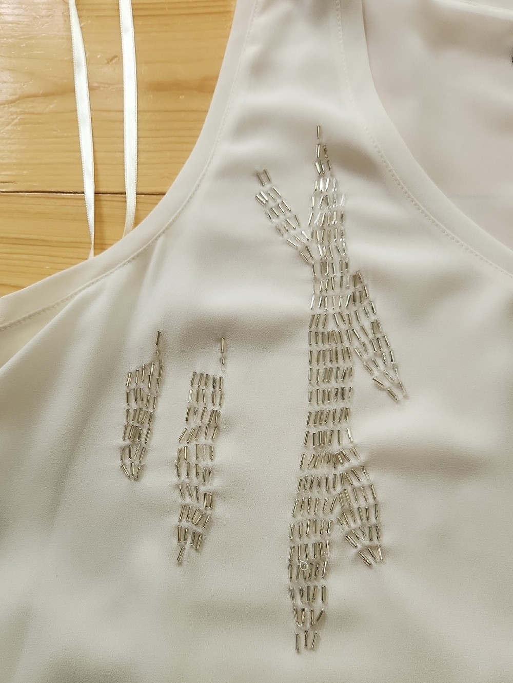Alfani Ivory Chiffon V-neck Blouse Beaded Sleeveless Flowy Top Size 16 - Picture 10 of 17